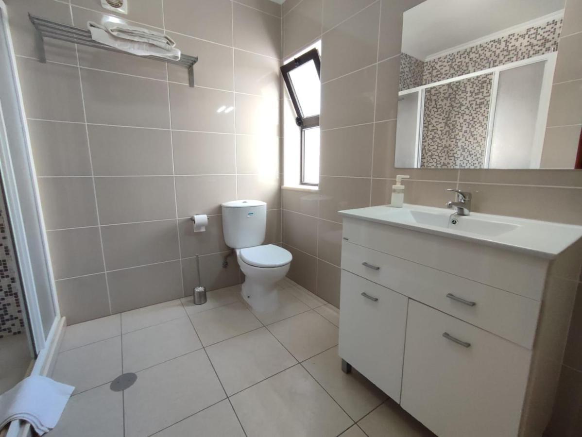 Apartamento V2 Pedro - By Bedzy Albufeira Luaran gambar